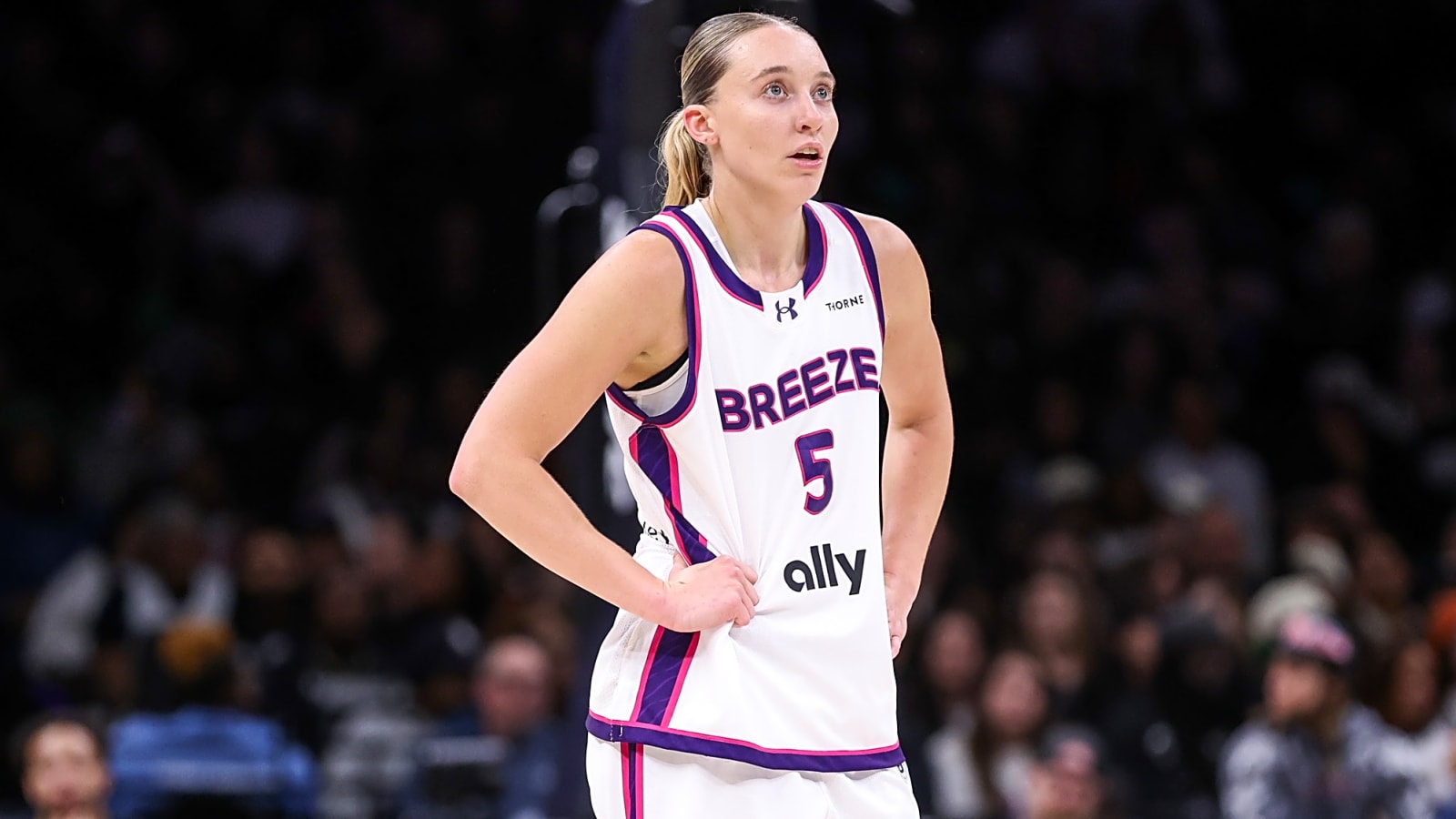 Paige Bueckers addresses her relationship with Azzi Fudd
