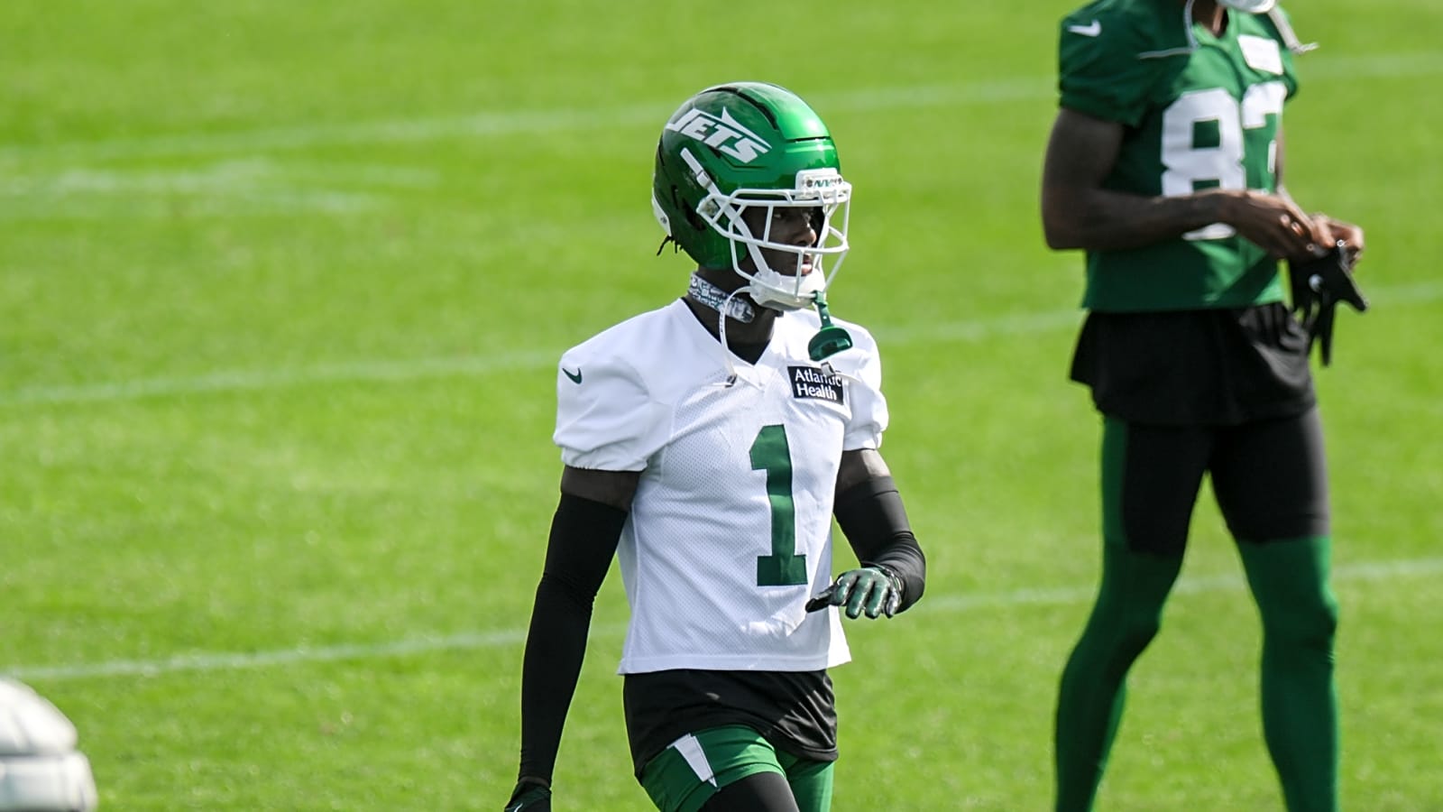 Jets’ Sauce Gardner is in tears over Harrison Phillips meme