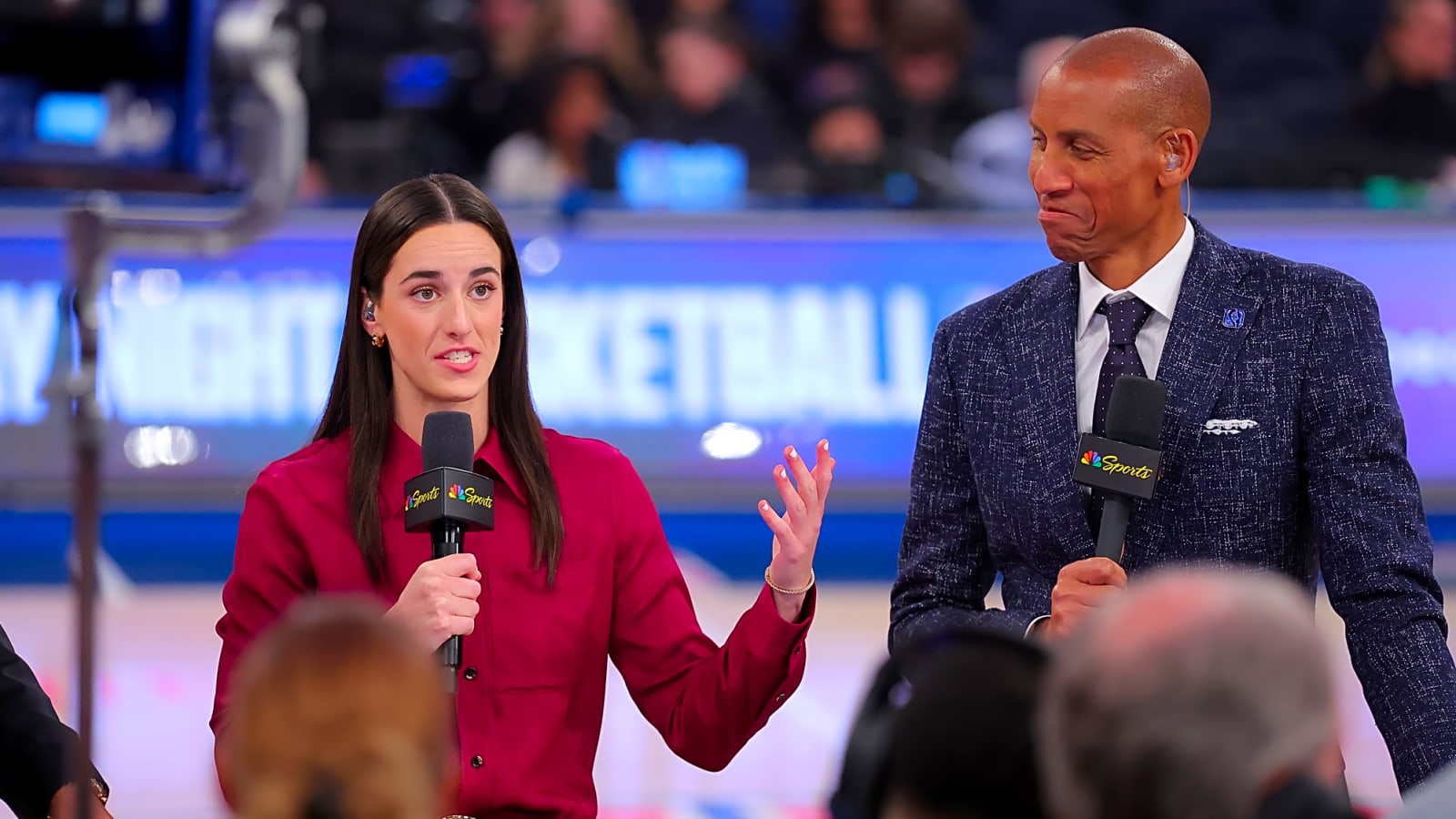 Caitlin Clark has awkward moment with Reggie Miller during NBC debut
