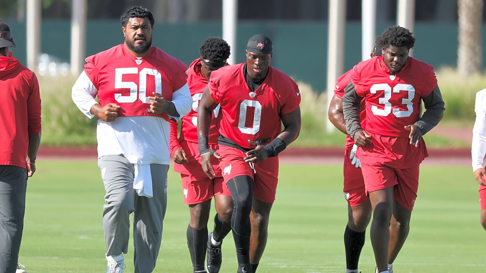 Bucs Edge Rusher Lands On PFF List – With A Twist