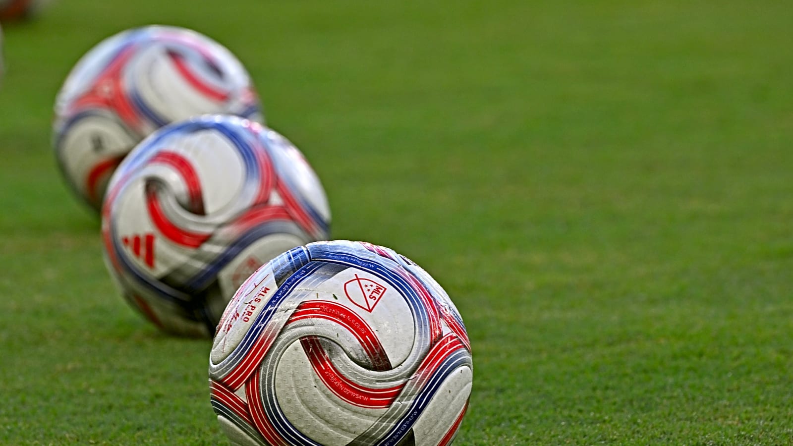 12 players to miss Como vs Manchester United game