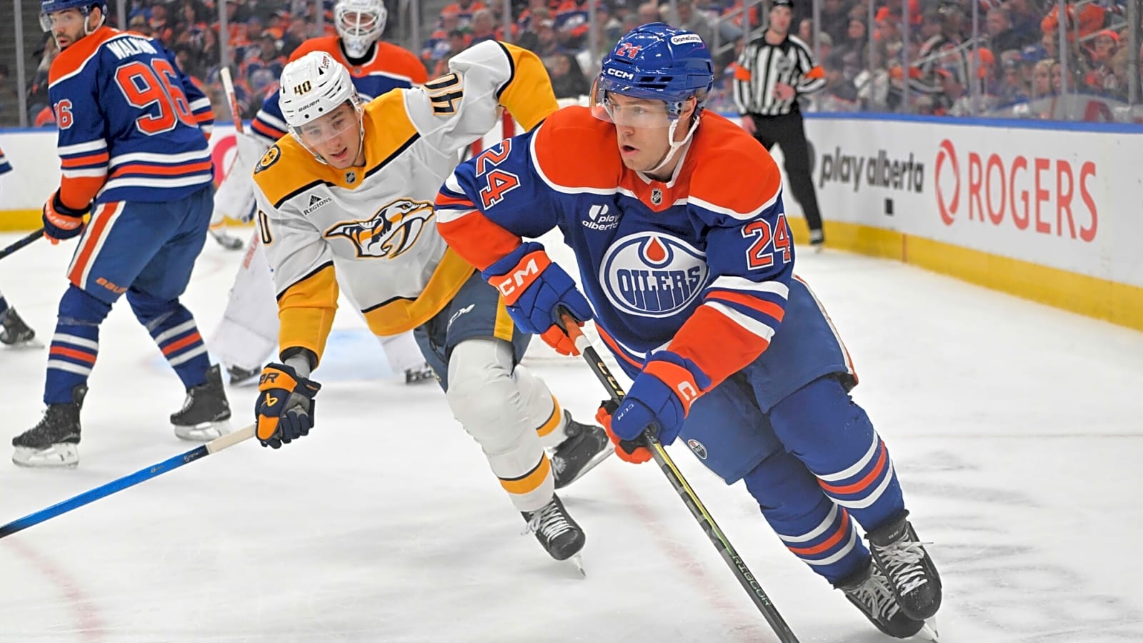 Oilers, Penguins Swap Spencer Stastney, Filip Hallander