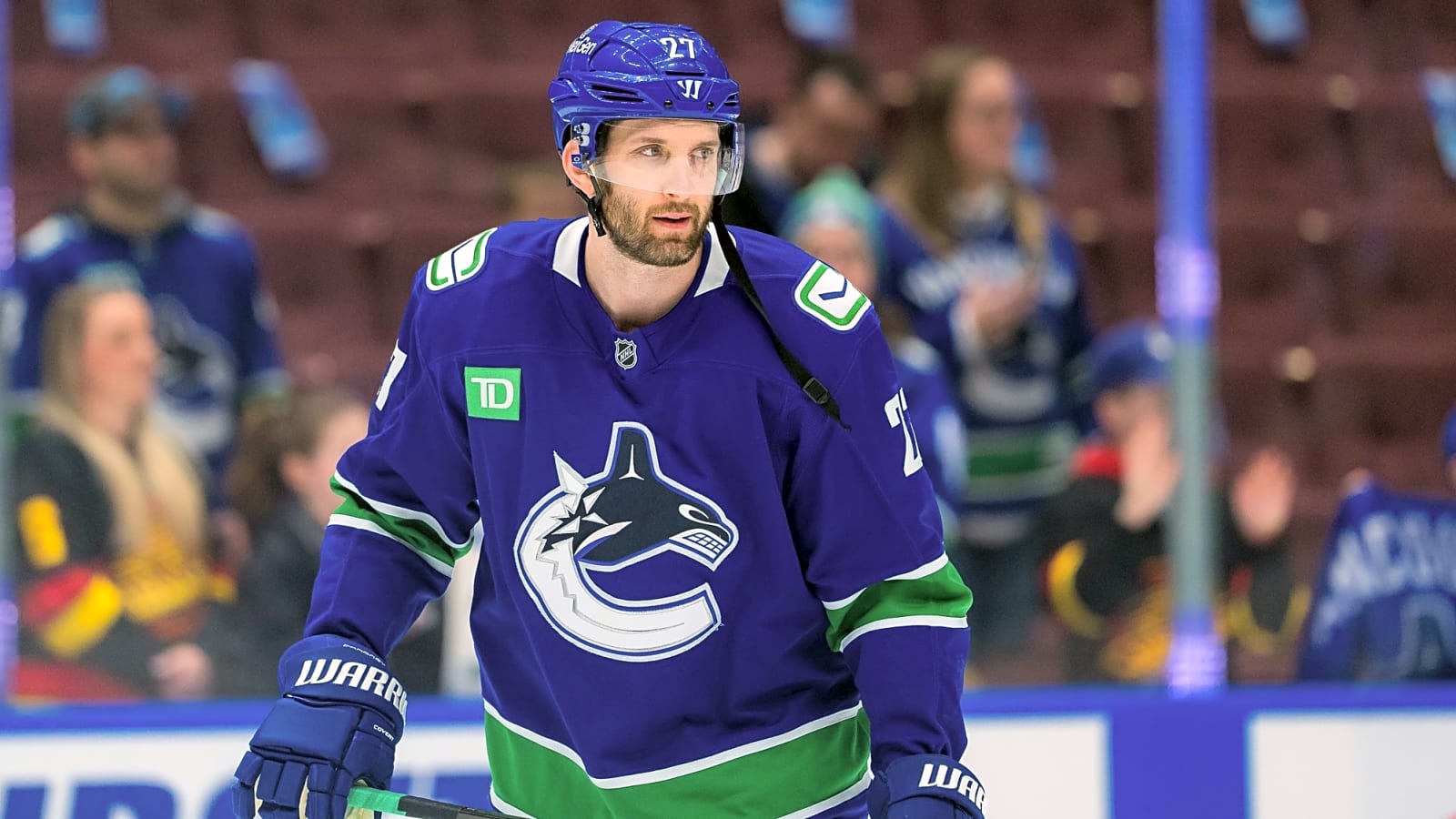 Canucks Sign Derek Forbort to a 1-Year Extension