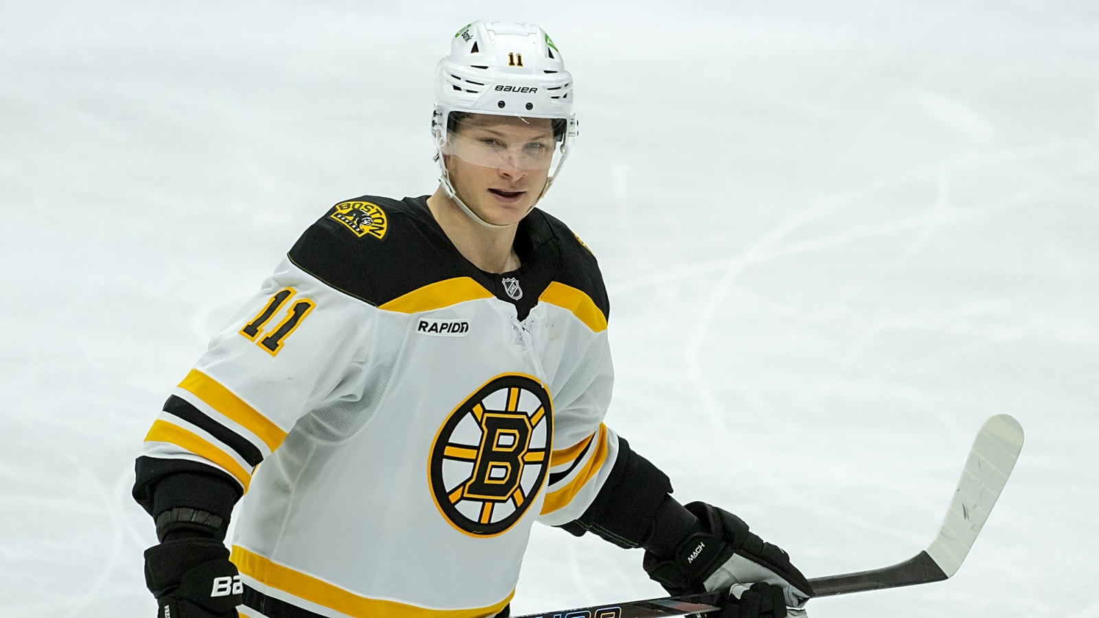 Edmonton Oilers Fans Losing Their Patience With Management After Deadline Trade, Per the Athletic