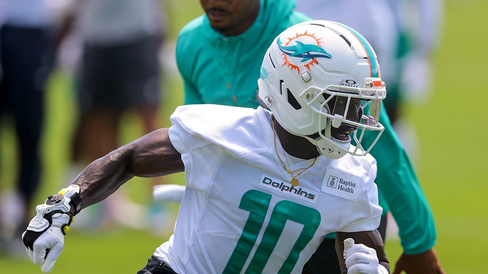 Dolphins’ Tyreek Hill Among Top Fan Picks for 2028 Olympic Flag Football Team USA