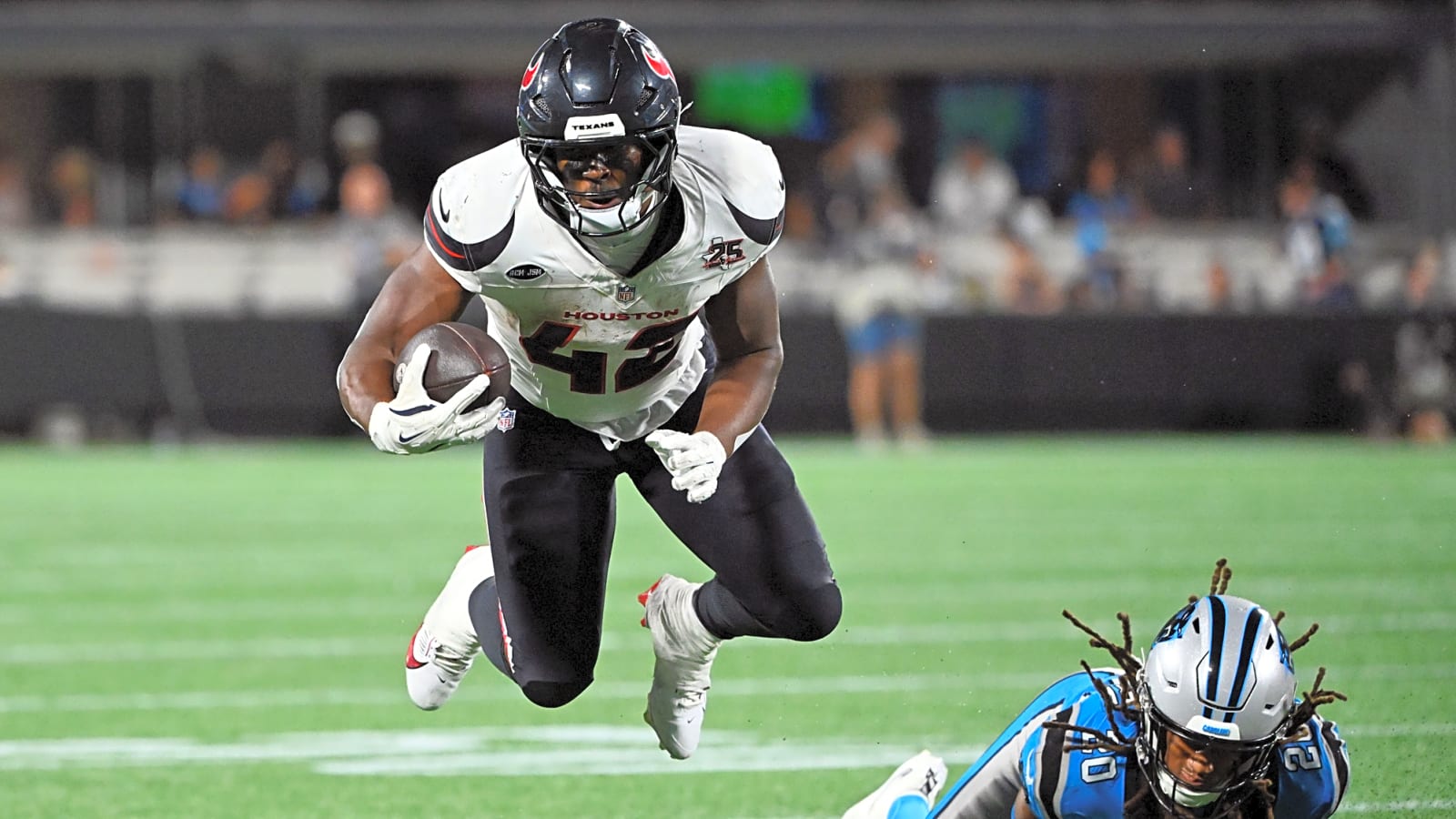 Raiders Sign RB Owen Wright To Practice Squad