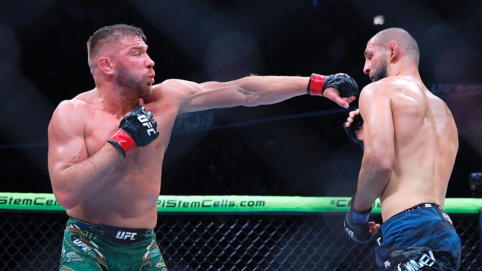 Dricus Du Plessis reveals his favorite fighters