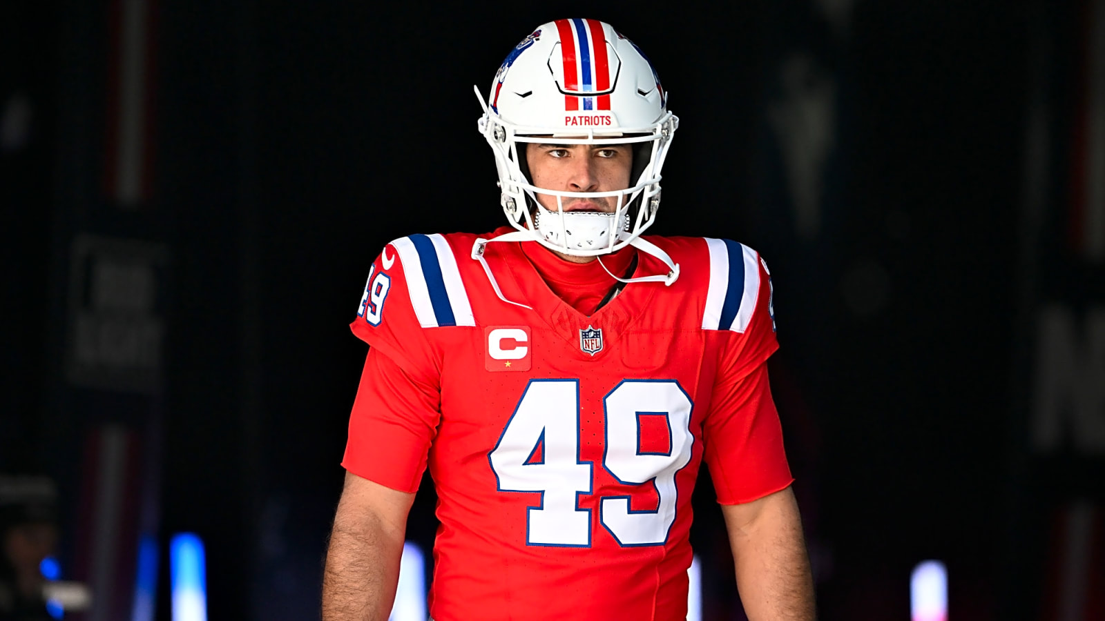Patriots release long-tenured LS