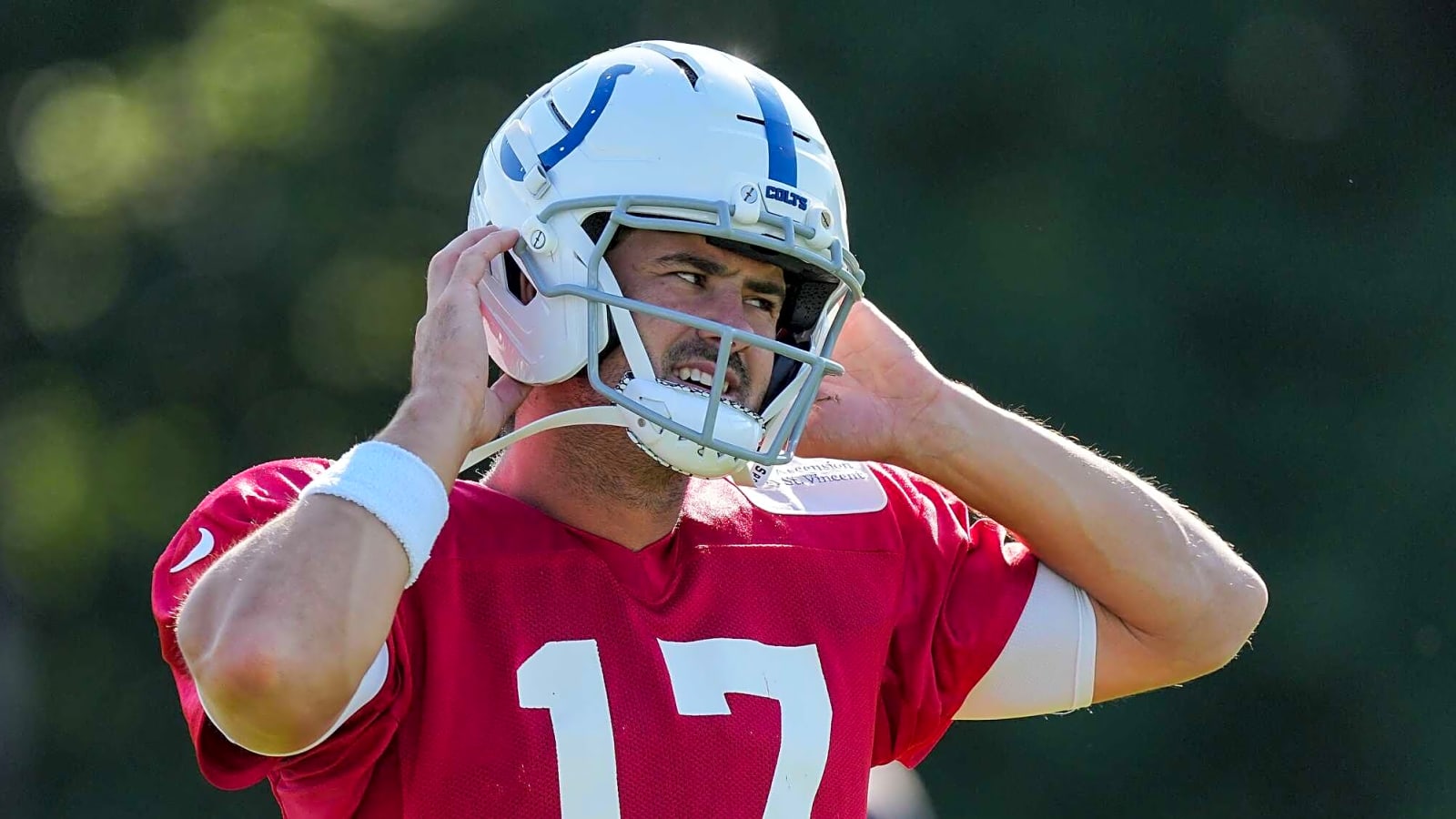 Colts name Daniel Jones starting QB