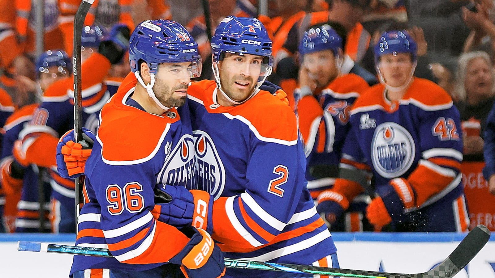 What should the Oilers do with Walman and Mukhamadullin?