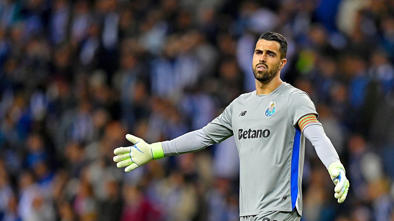 Manchester City look to be making moves to sort out the goalkeeping situation
