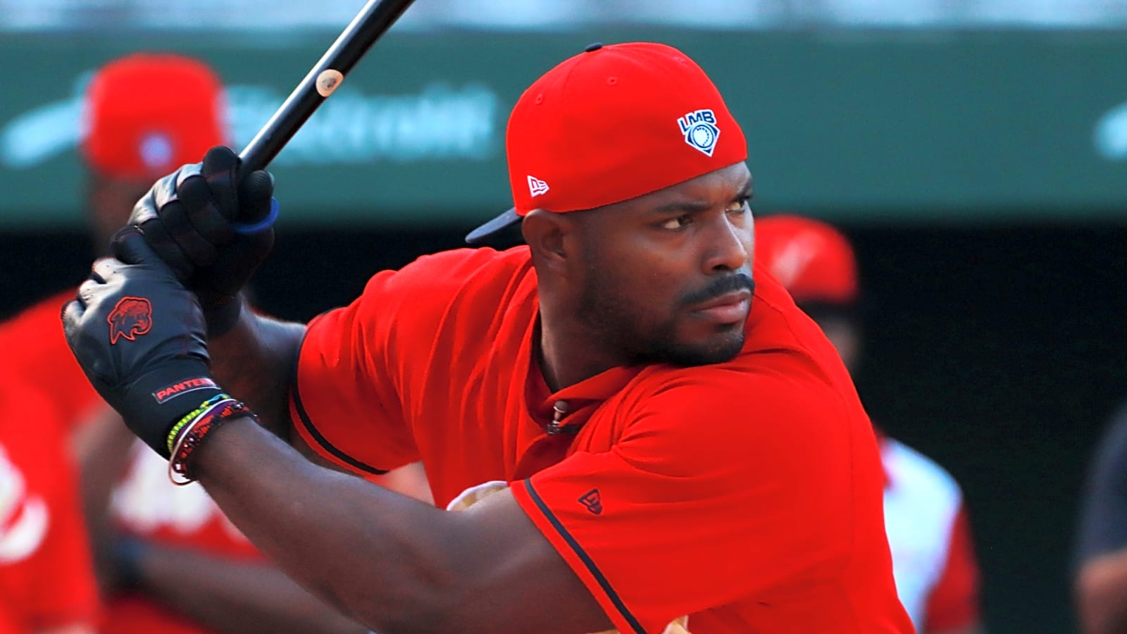 Yasiel Puig sparks bench-clearing incident in Korea