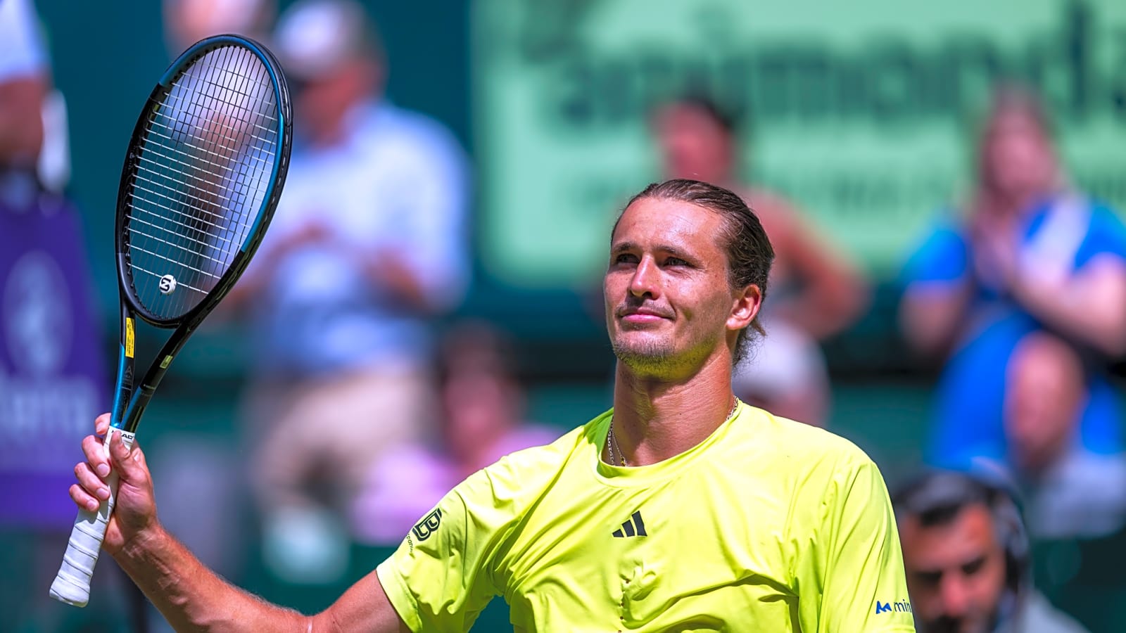Chaos at Halle: One fan injured after advertising panel fell during Alexander Zverev’s match