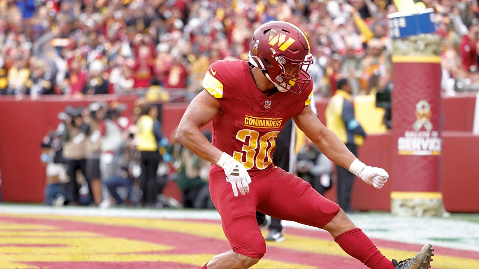 Commanders To Sign RB Austin Ekeler