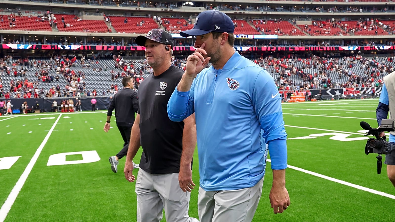 NFL Coaches Hot Seat Rankings: Aaron Glenn Needs a Win to Save Job, Brian Callahan’s Seat Heating Up