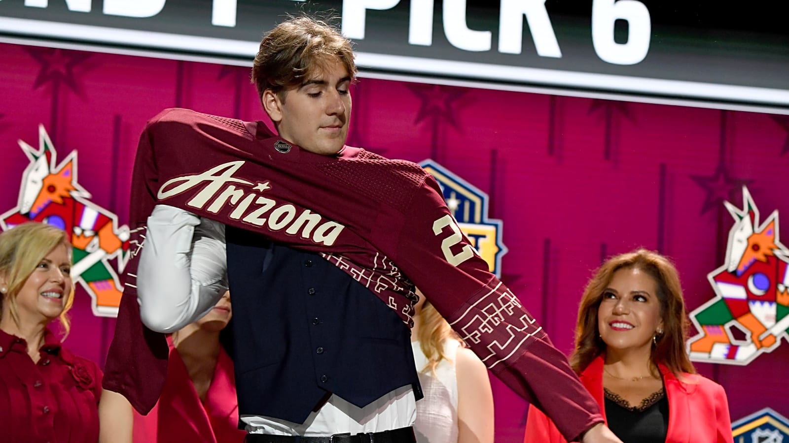 Mammoth Recall Dmitri Simashev, Maveric Lamoureux