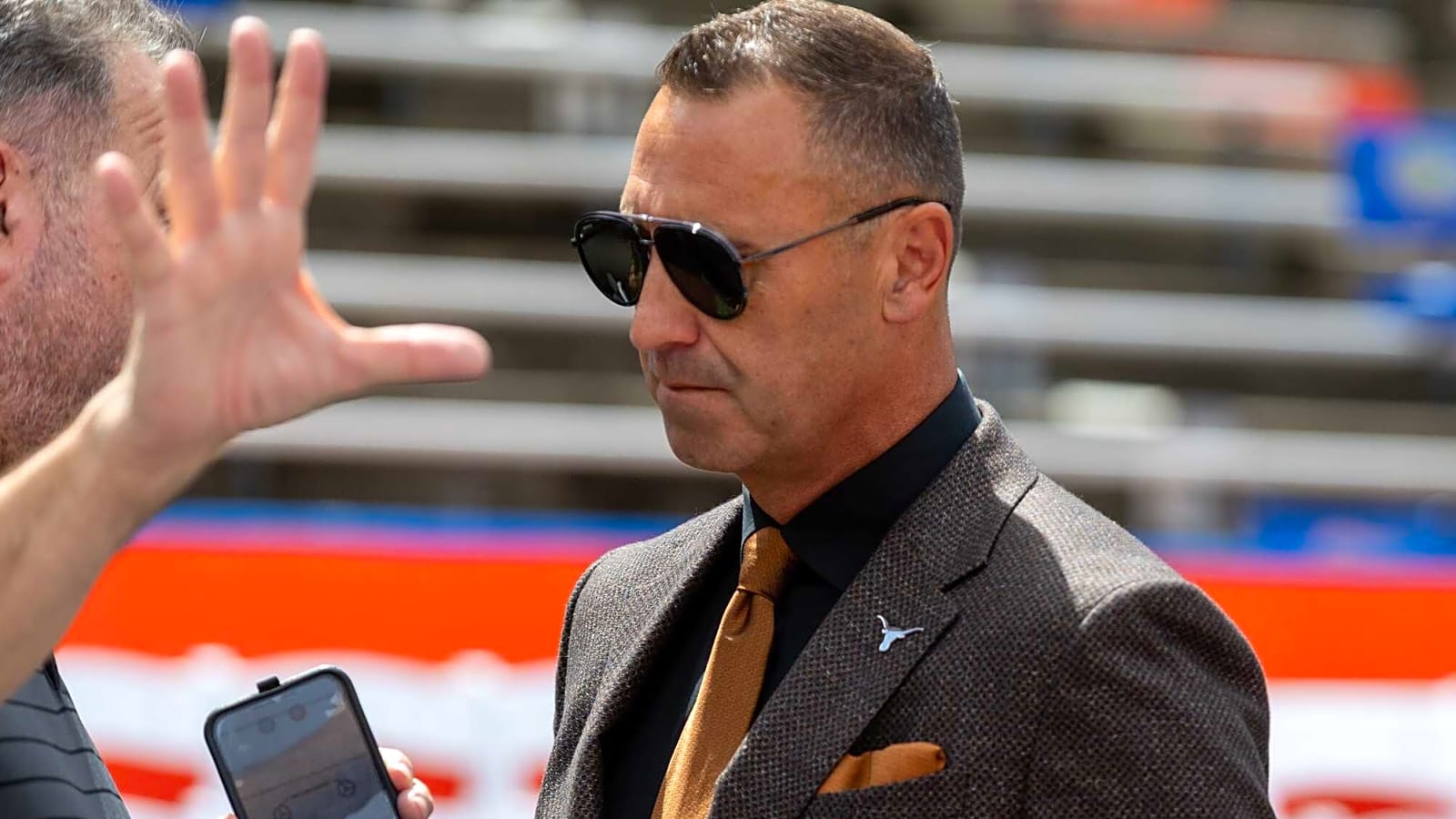 Calls Mount Against Steve Sarkisian & Arch Manning As Texas Lose 3-Year AP Poll Streak