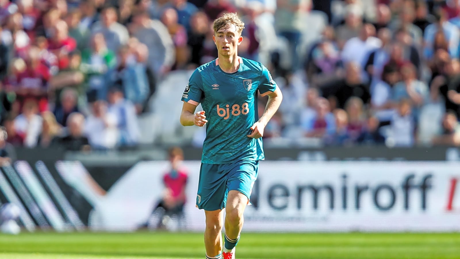 Tottenham could land Dean Huijsen on one condition; can they do it?