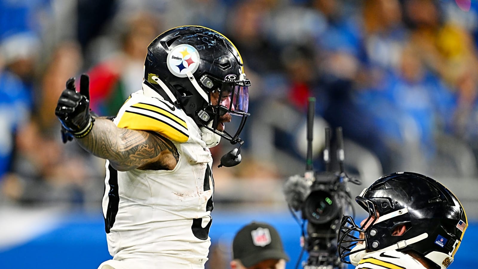 Pittsburgh Steelers Eyeing Postseason Berth With Week 17 Win