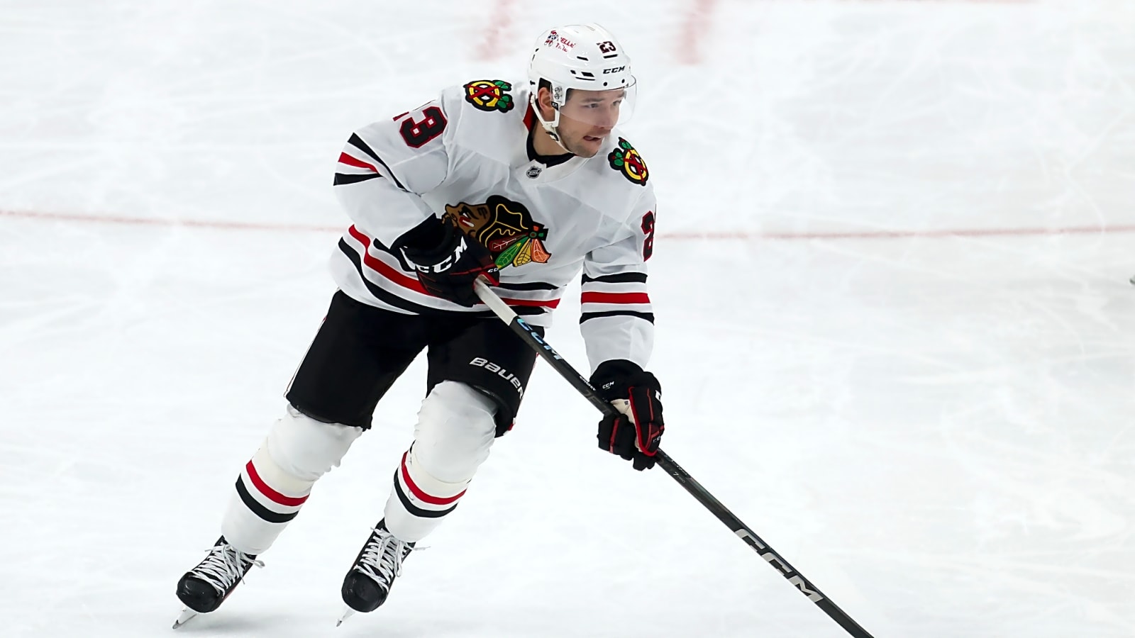 Blackhawks unexpectedly cut ties with former 54-point scorer