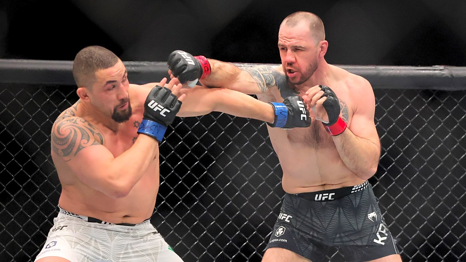 Whittaker Fires Back At Rogan's UFC 329 Commentary