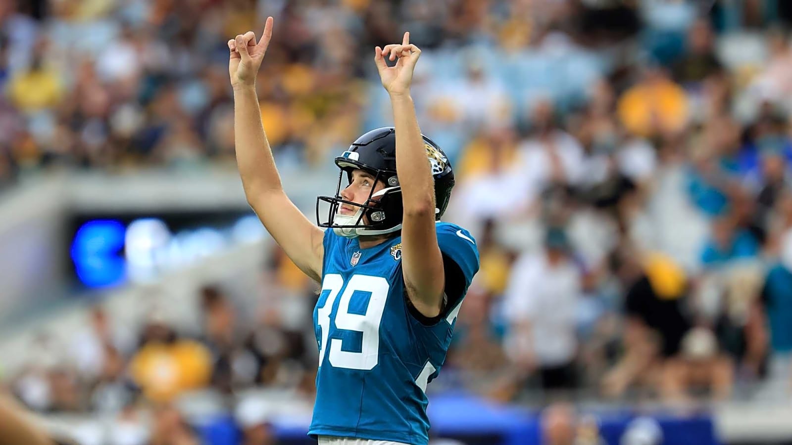 Watch: Jaguars’ Cam Little Creates Preseason History by Drilling a 70-Yard Field Goal Against Steelers