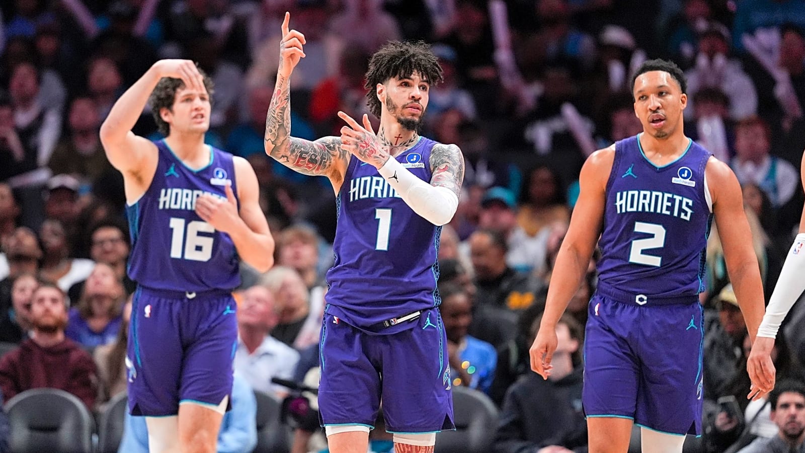 Hornets LaMelo Ball Involved in Downtown Charlotte Crash, Yes Again