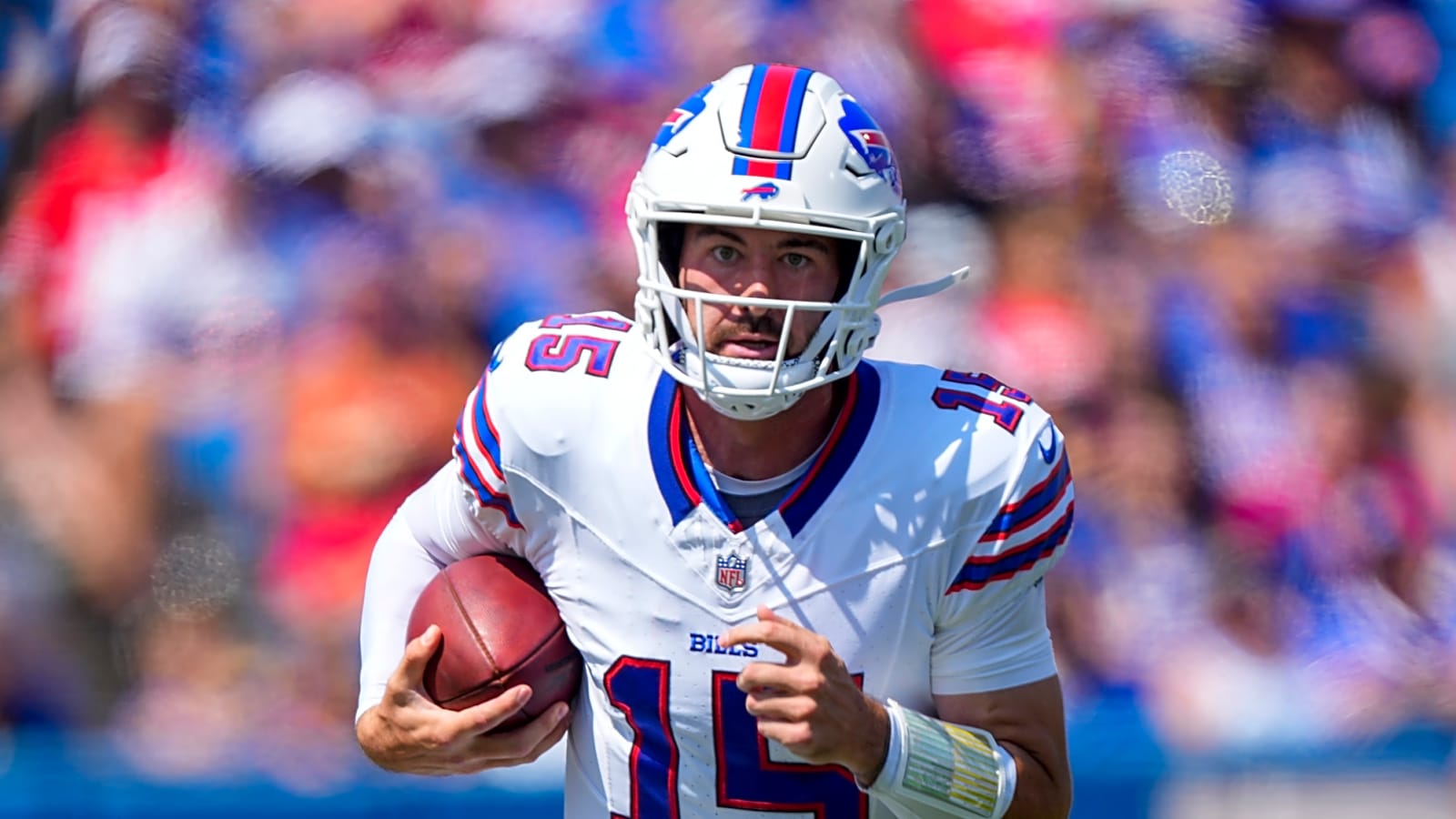 Falcons sign QB Ben DiNucci