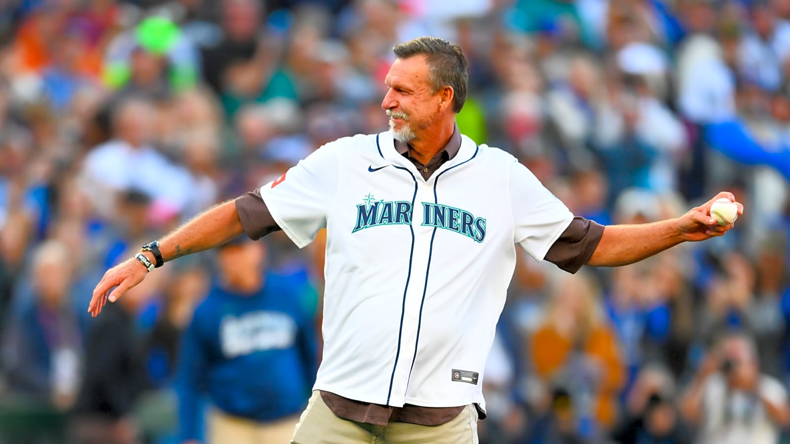 Randy Johnson Detonated a Bird on This Date 25 Years Ago