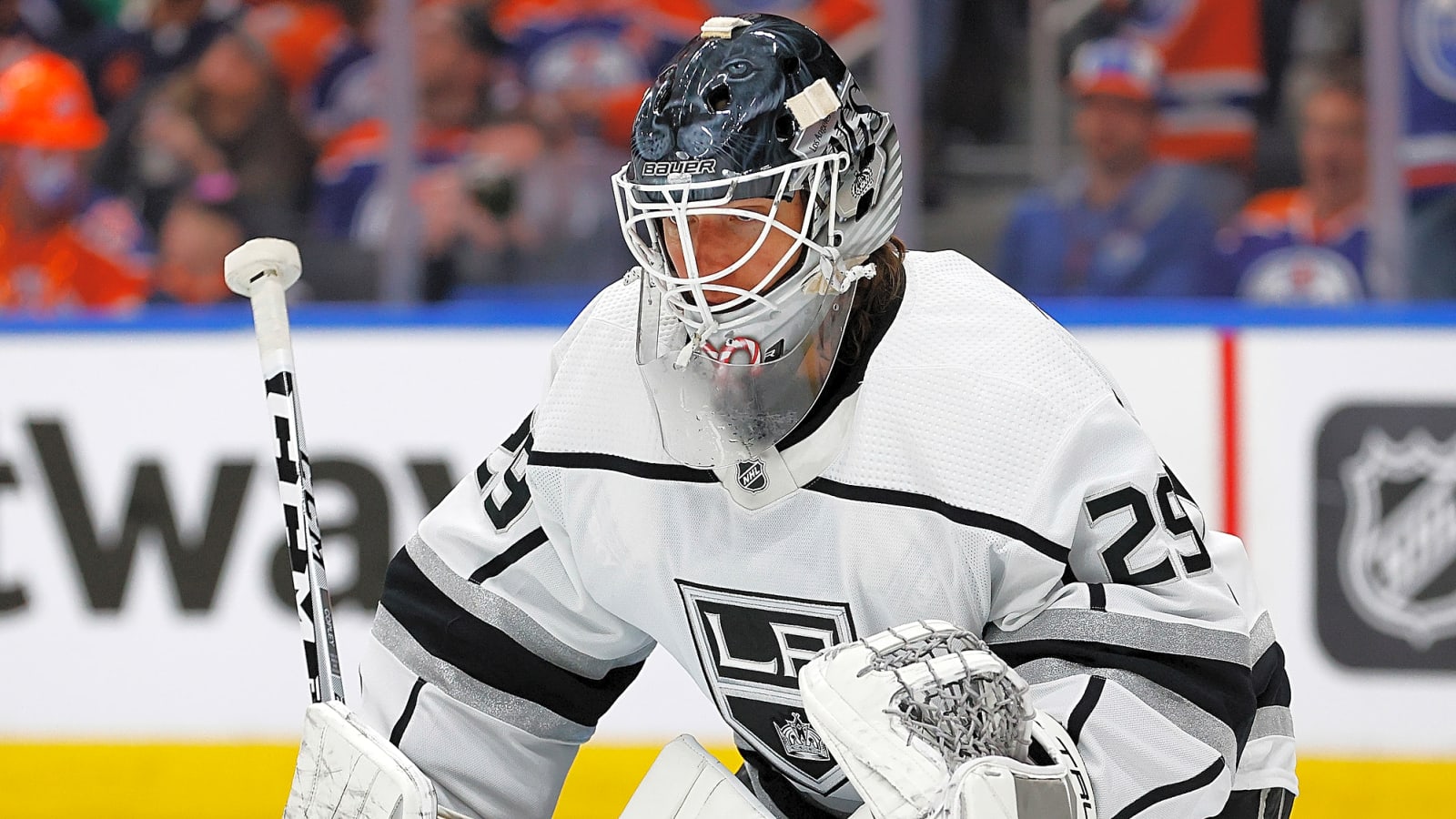 Los Angeles Kings Place Goalie on Waivers