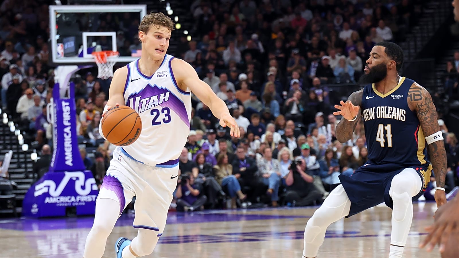 Jazz’s Markkanen (Wrist), Jackson (Knee) Undergoing MRIs