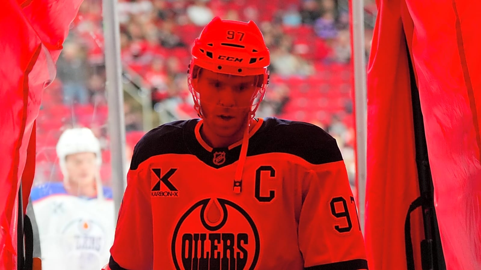 Connor McDavid's wife talks about Oilers star's ketchup fears