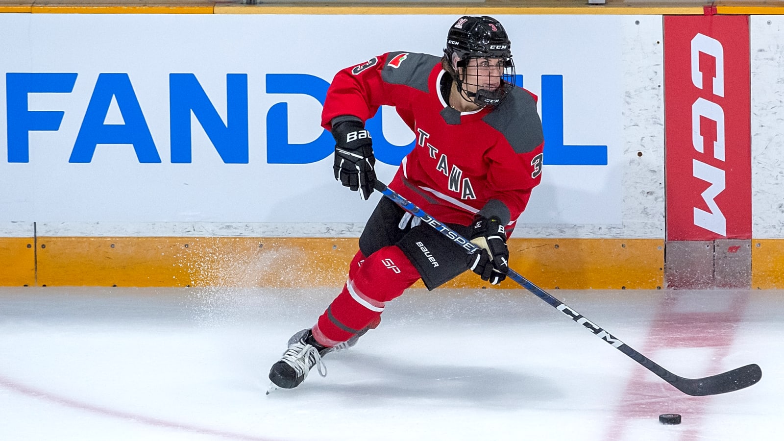Fleet signs Zoe Boyd, Rylind MacKinnon, Abbey Levy to one-year contracts