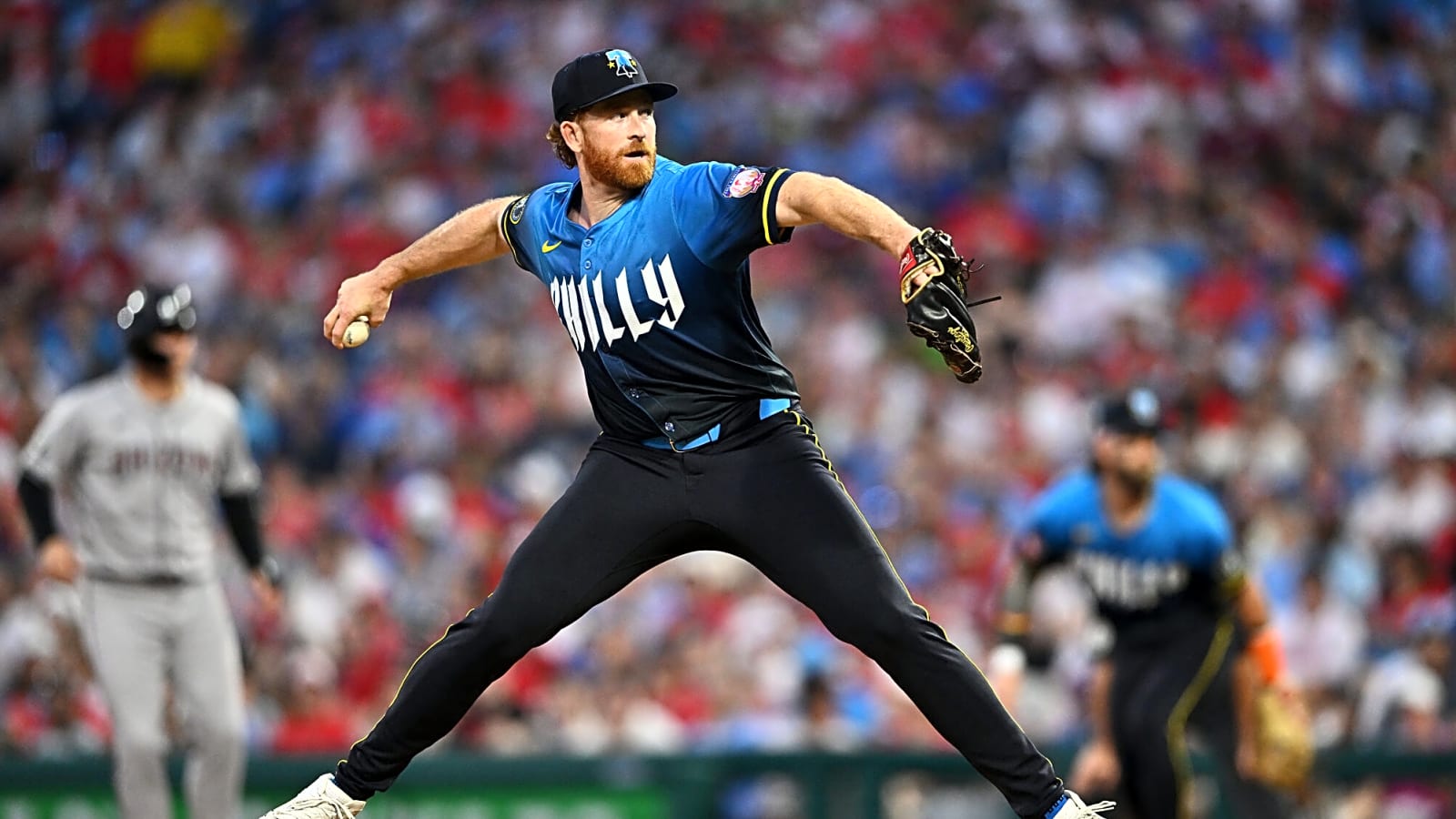 Blue Jays add pitching depth with signing of right-hander
