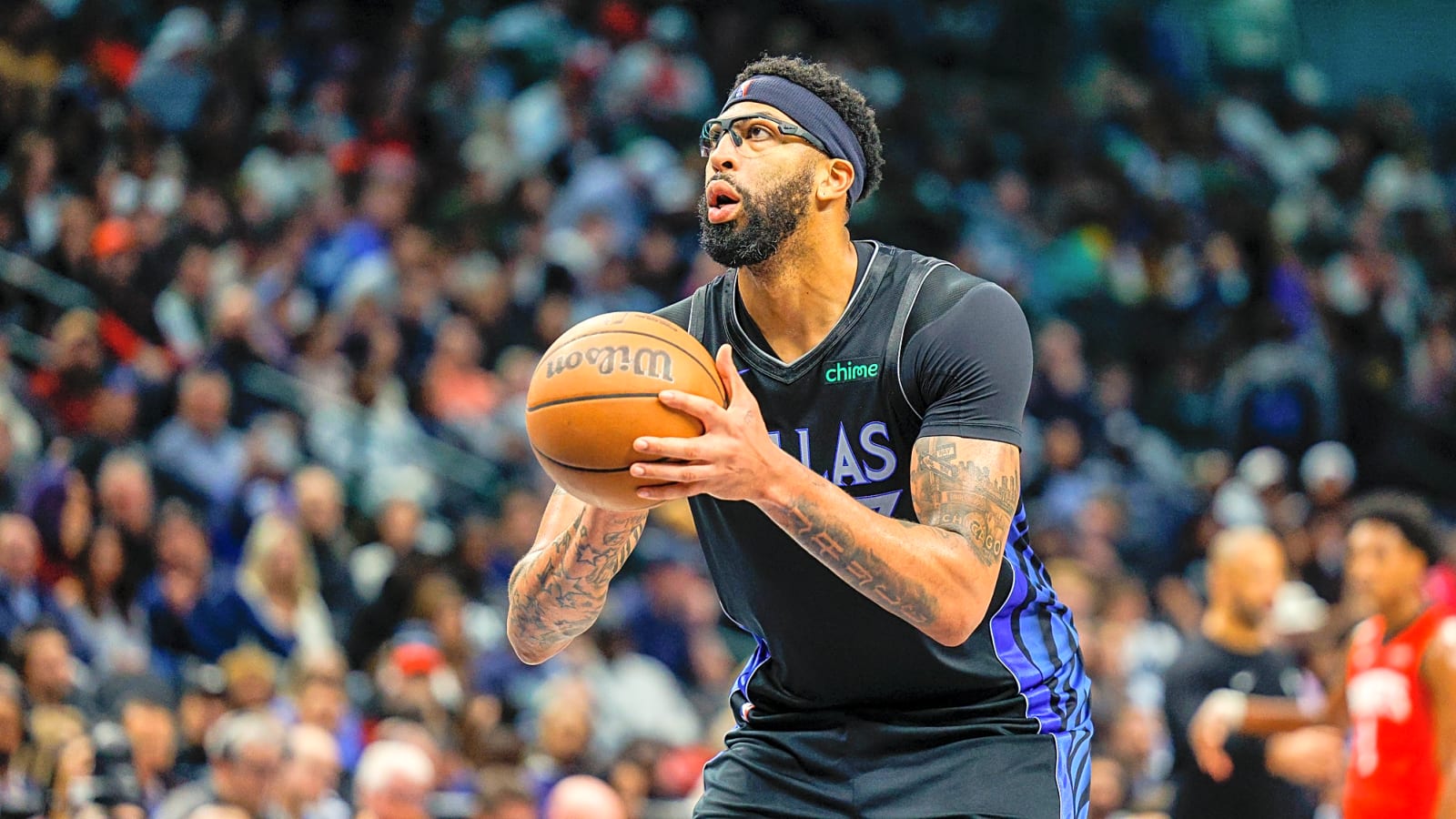 ESPN proposes wild Hawks trade for Anthony Davis