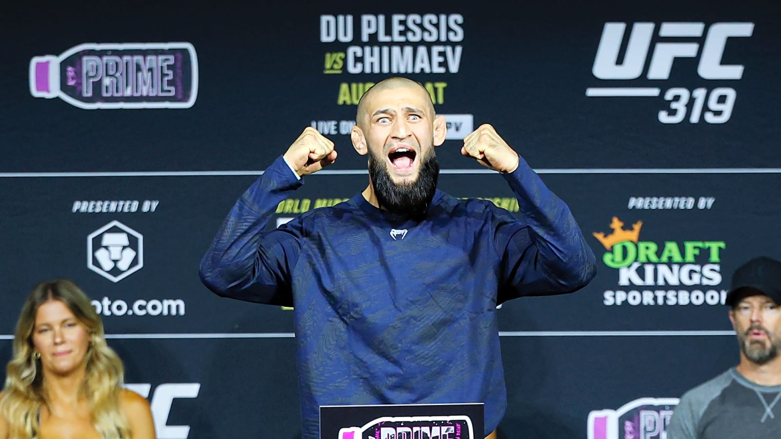 Khamzat Chimaev Issues Warning to Reinier De Ridder After Calls for Title Fight