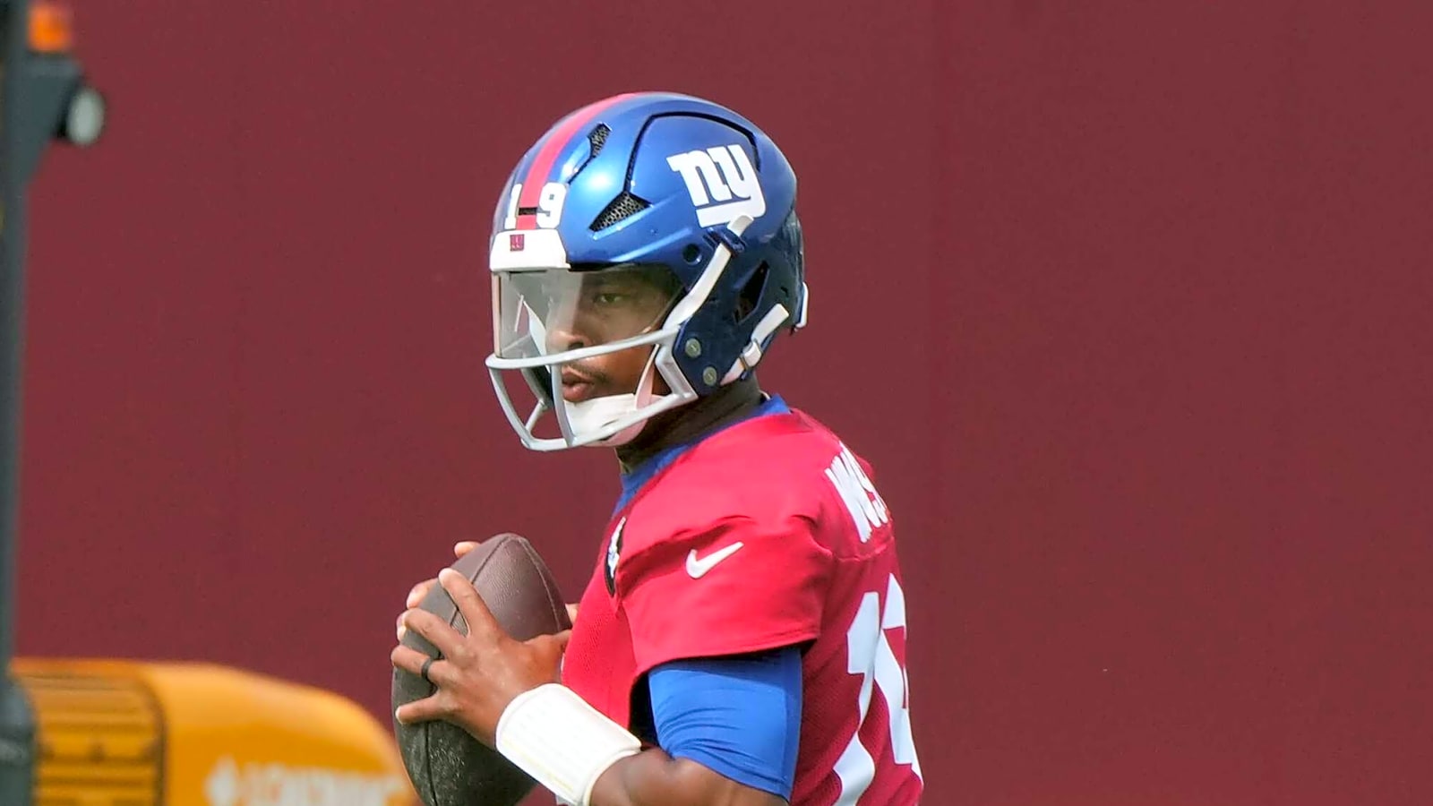 Should Giants let Jameis Winston compete for starting QB job?