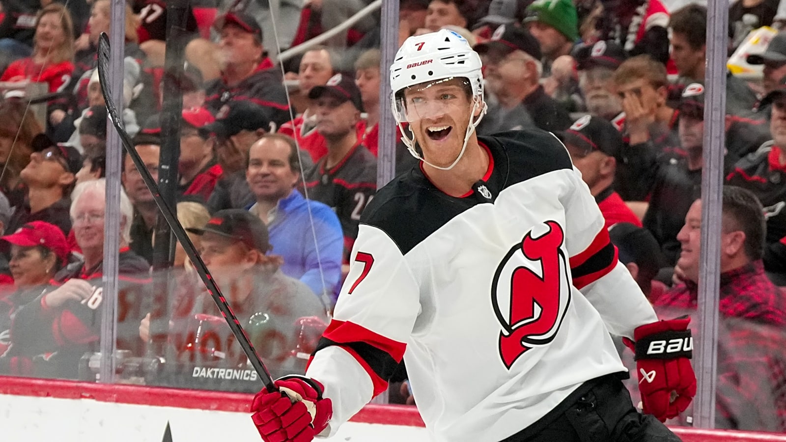 Toronto Maple Leafs Looking to Add Dougie Hamilton?