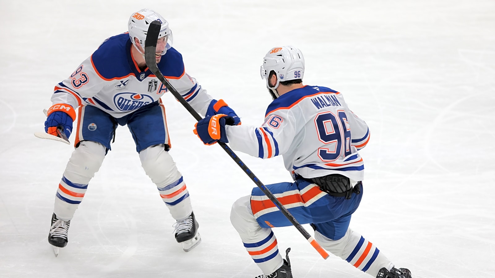 Oilers Begin Talks to Keep Jake Walman, But Contract Hits Delay