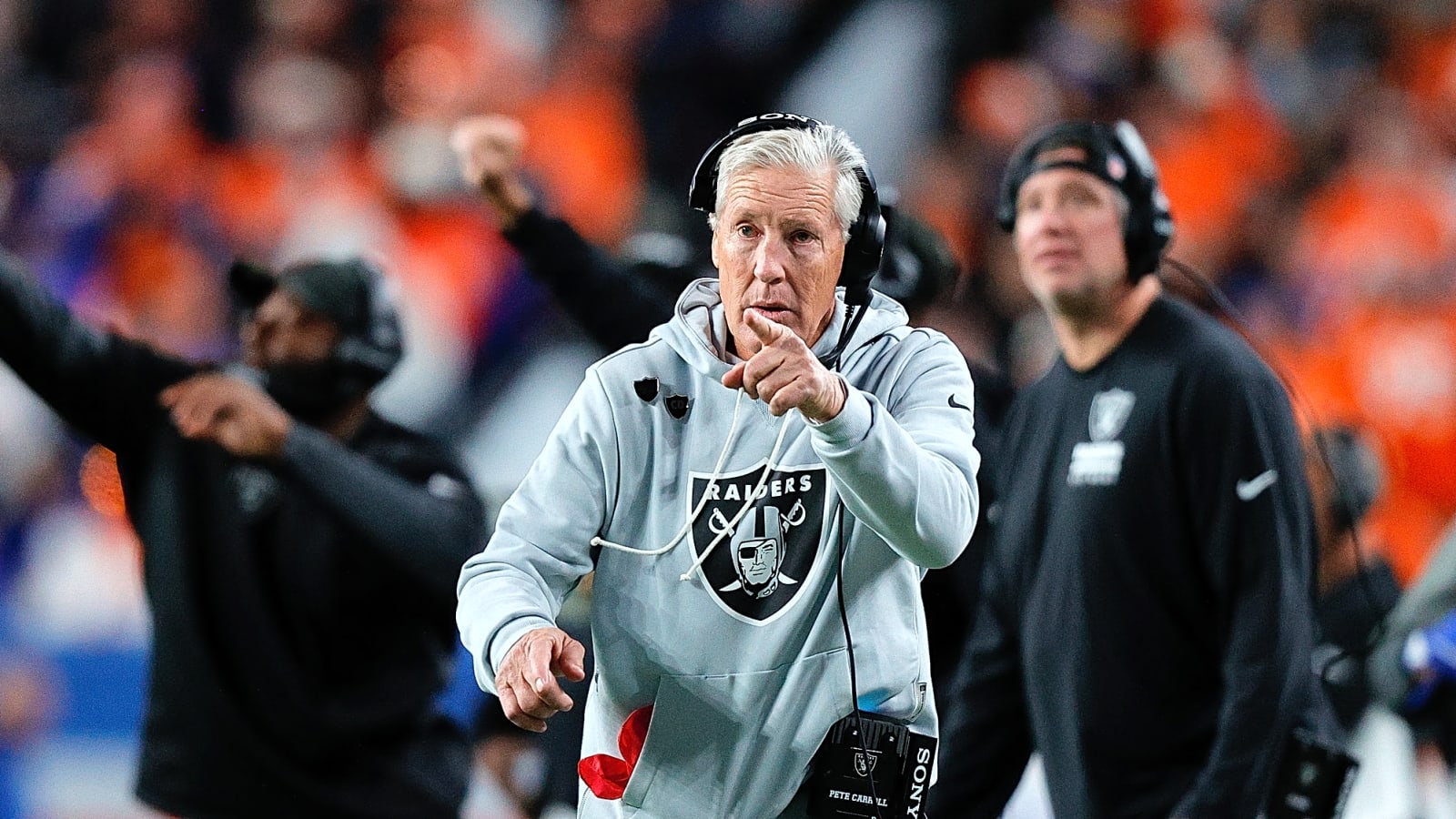 Raiders face Cowboys in primetime clash of struggling teams