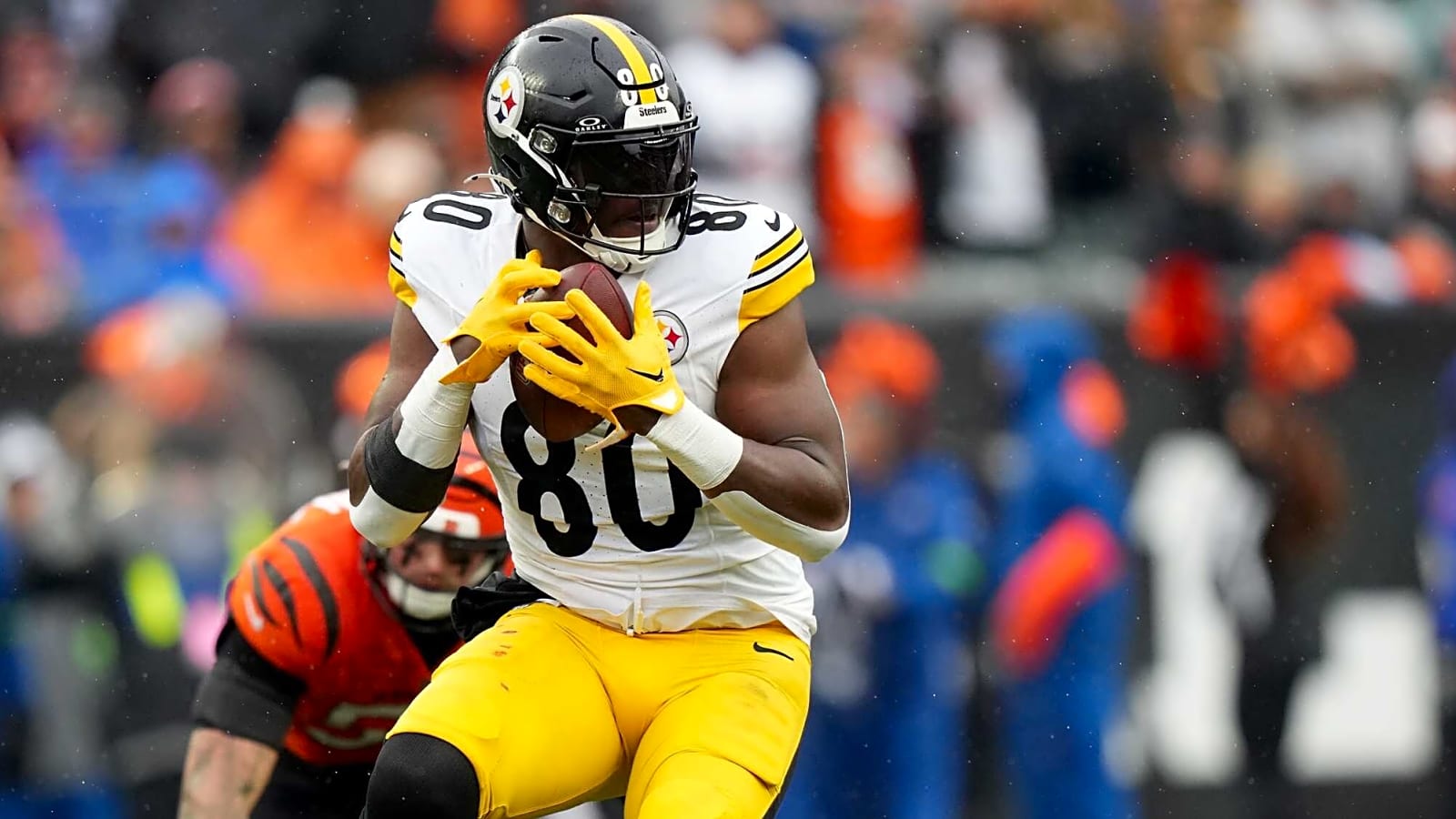 Steelers Fans Get Exciting New Update On Massive TE Darnell Washington