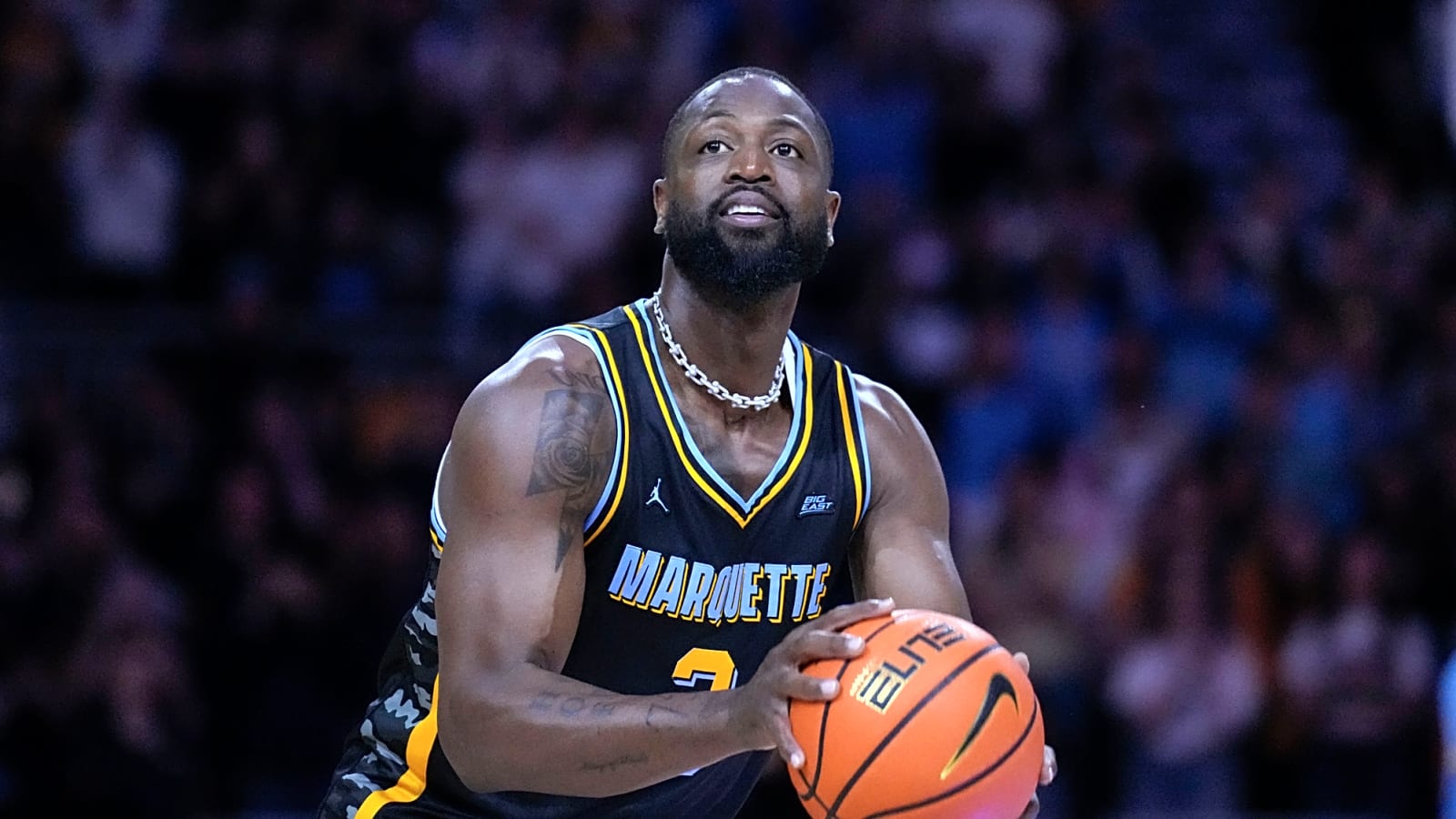Dwyane Wade Bats For Kobe Bryant, Lambasts Bleacher Report For Erasing His Legacy