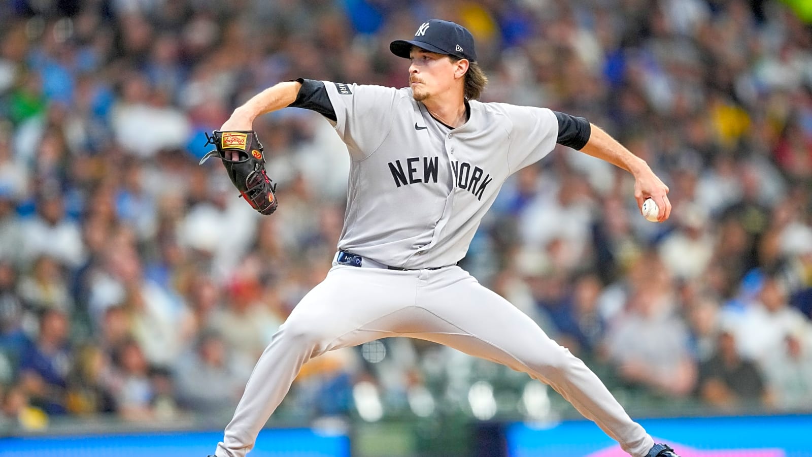 Max Fried Departs Game With Elbow Soreness