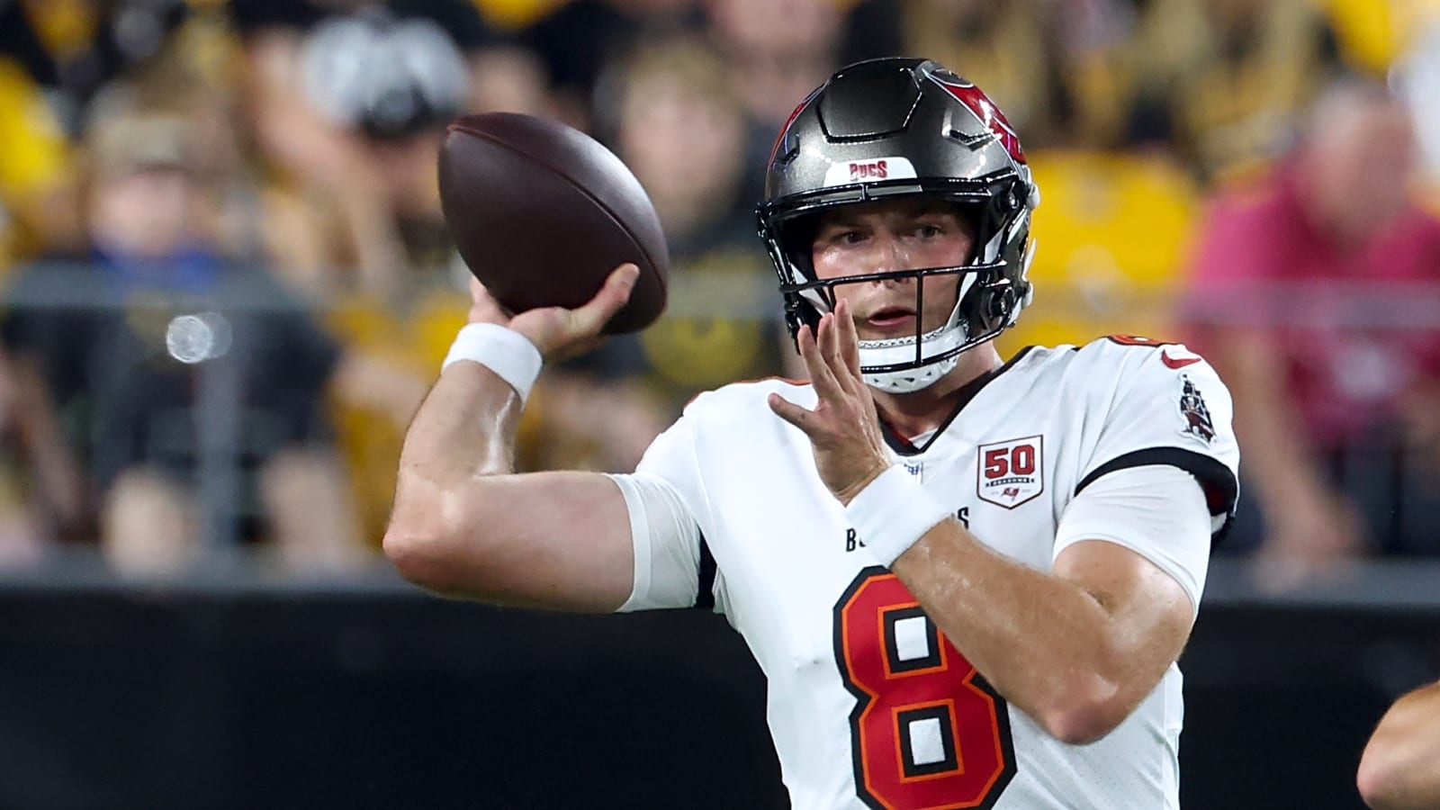 Buccaneers Re-Sign QB To One-Year Deal