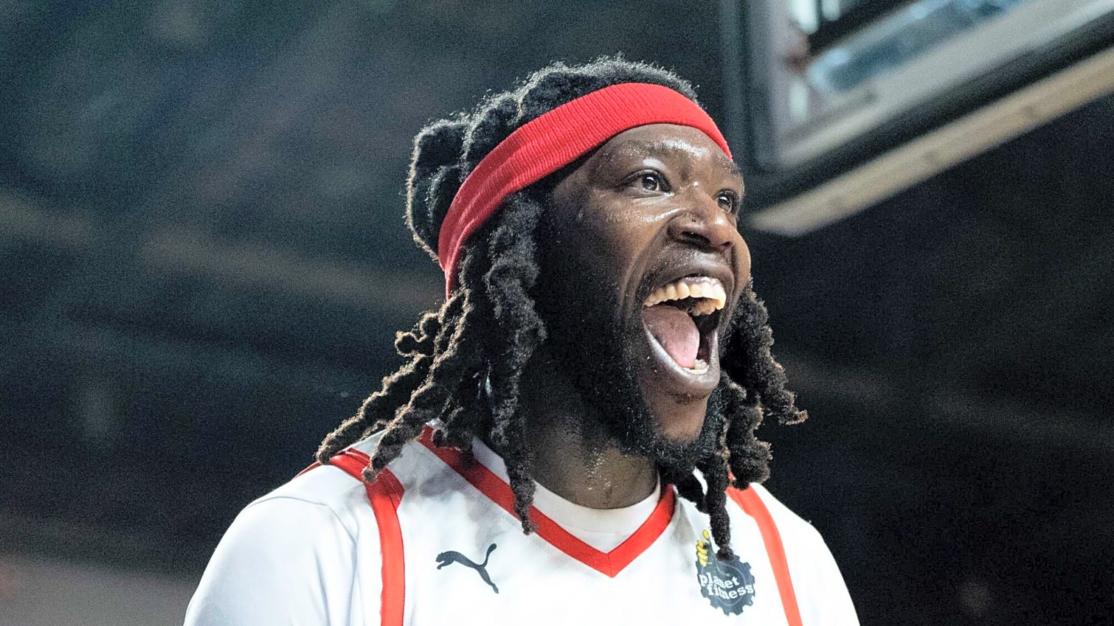 Montrezl Harrell To Remain In Australia On One-Year Deal