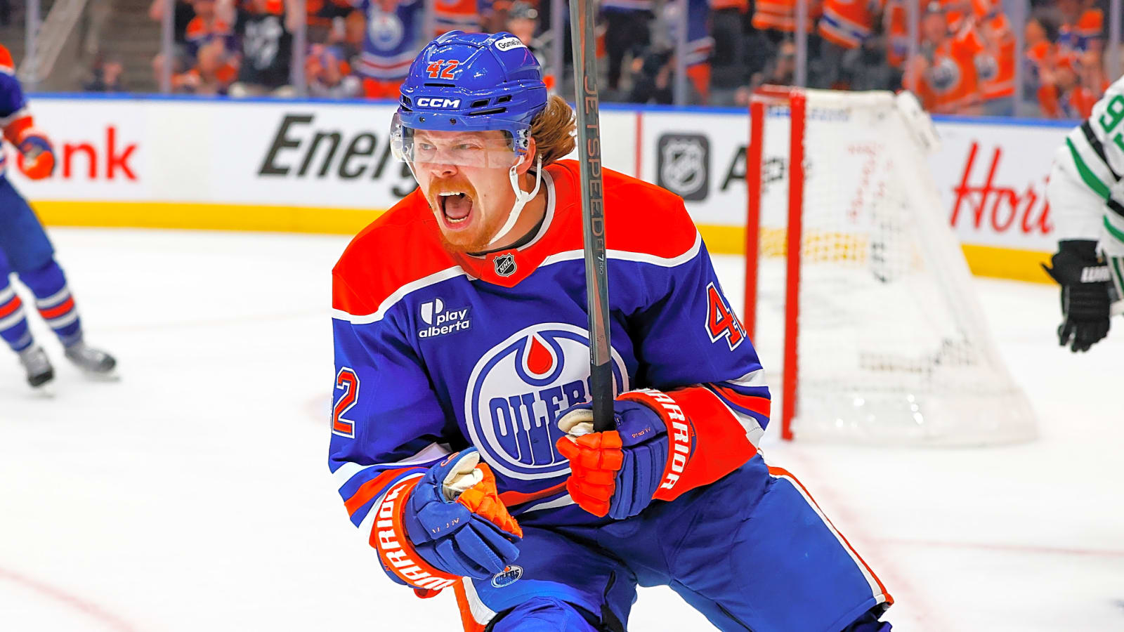 Oilers Re-Sign Forward Kasperi Kapanen and Prospect Noah Philp