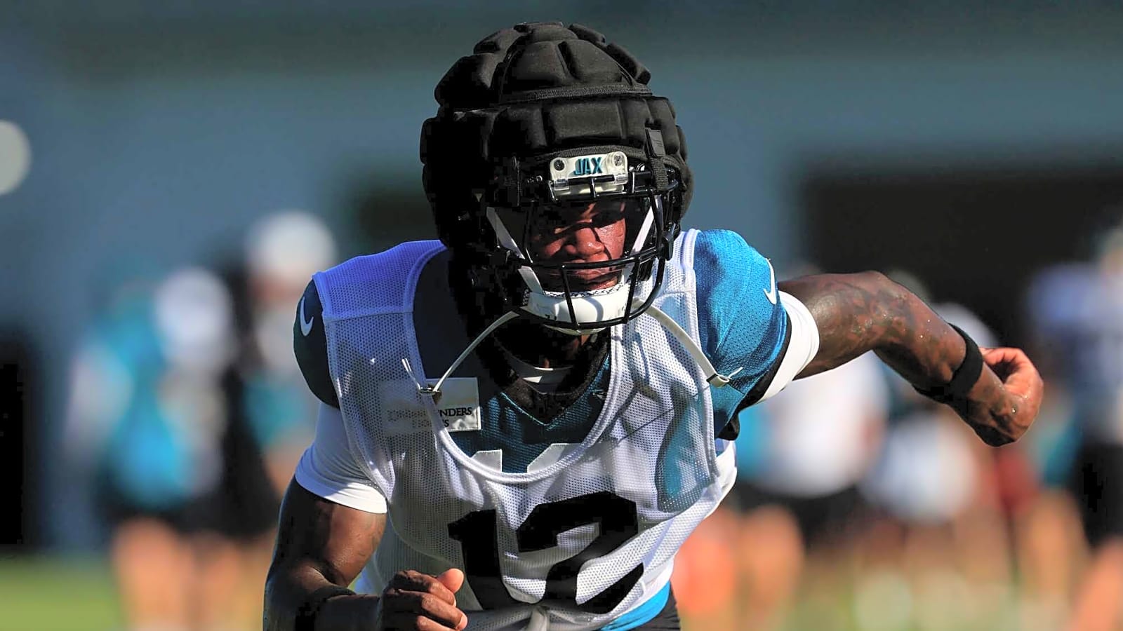 AFC Notes: Bills, Dolphins, Jaguars, Travis Hunter