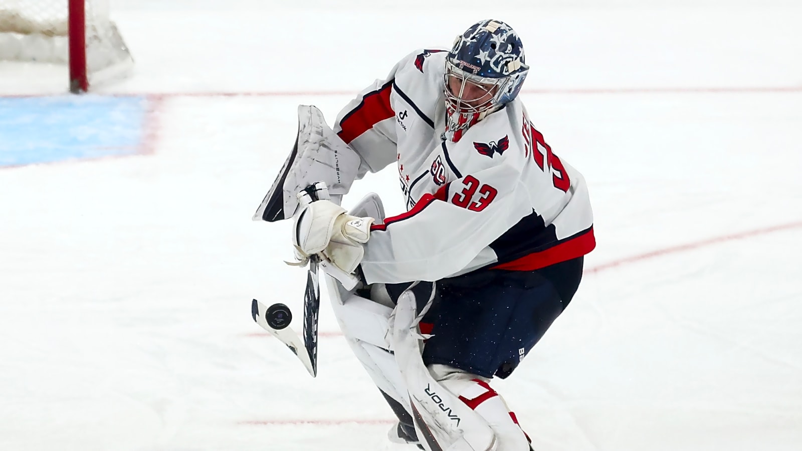 Capitals make a swap of third-string goaltenders