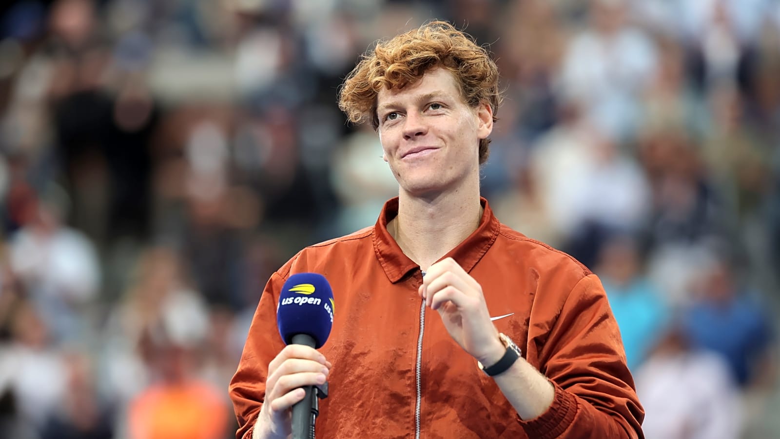 Jannik Sinner shows up at the Formula 1 World Championship 2025