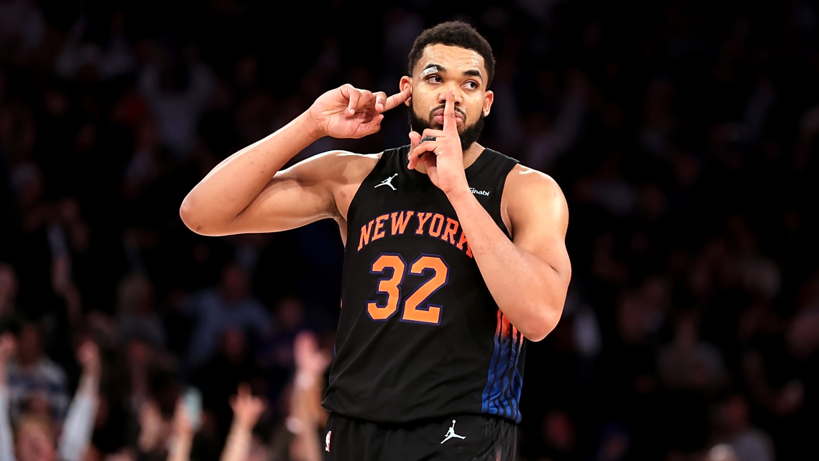 Mike Breen had strong criticism for Karl-Anthony Towns